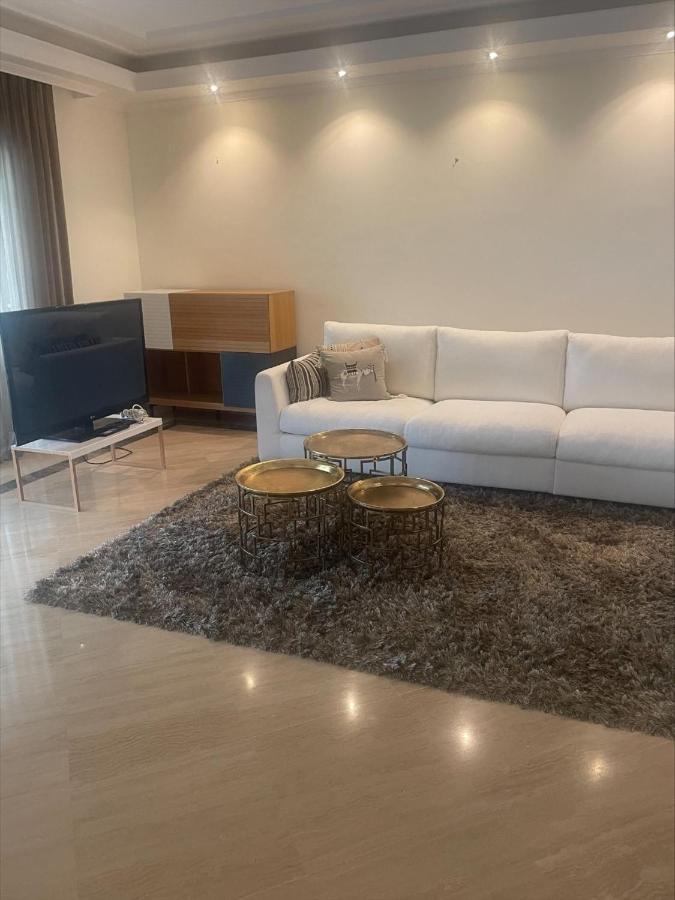 Appartamento Embrujo De Banus - Spacious 2 Bedroom Steps Away From Marbella